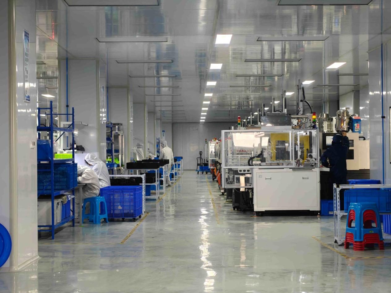 BOSHI Optical Technology, 노인 돌봄 활동을 통해 기업의 책임 입증